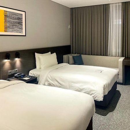 Hotel Ambience Plaza Jmd - Delhi Airport New Delhi Extérieur photo